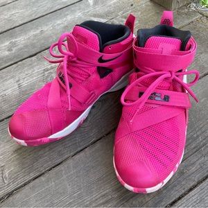 Nike Lebron Zoom Soldier 9 Think Pink Basketball Shoes